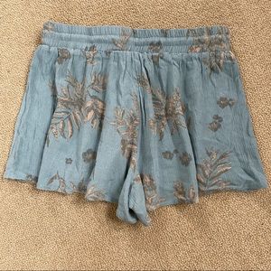 Sadie & Sage Rayon Shorts Medium
